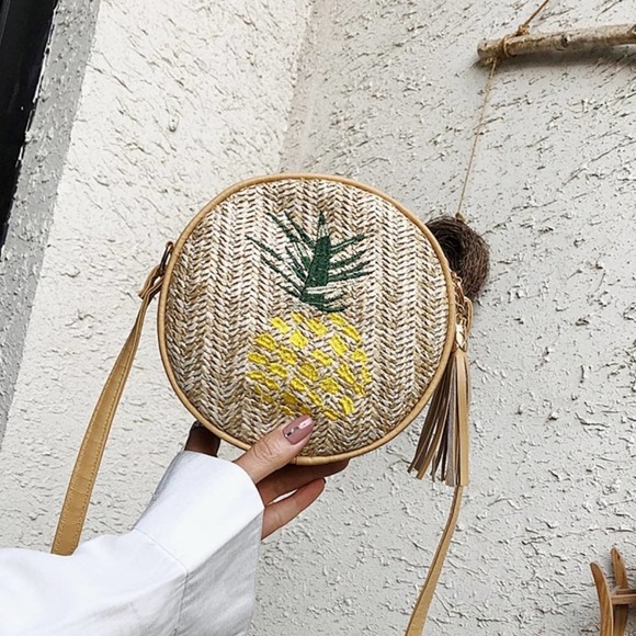 Tropical Pineapple Embroidered Round Straw Crossbody Bag - Picture 2 of 16